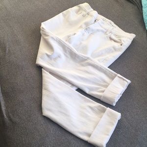 White cuffed Capri jeans